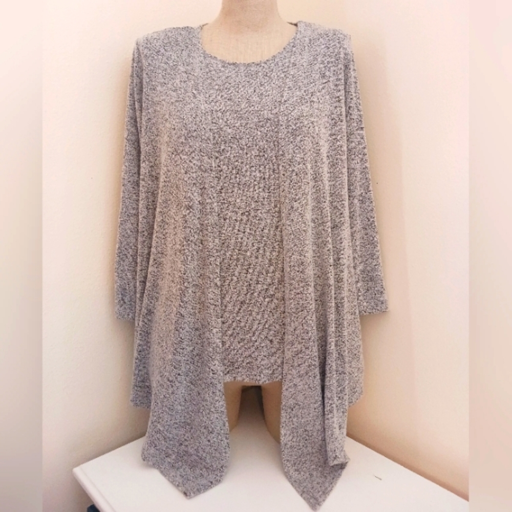 Chico's Grey/White Tank & Cardigan Set Sz 1 (Small)
